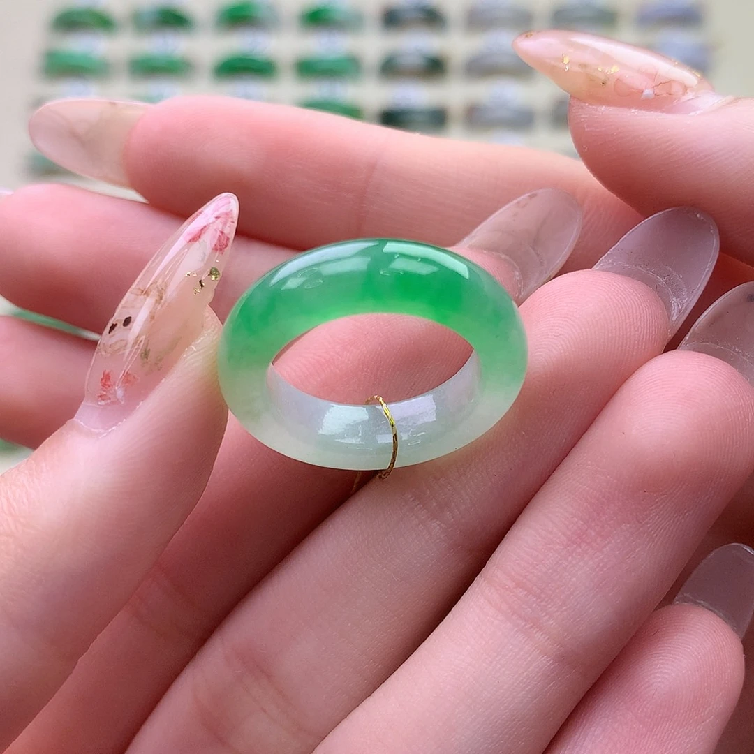 翡翠未镶嵌戒圈港14