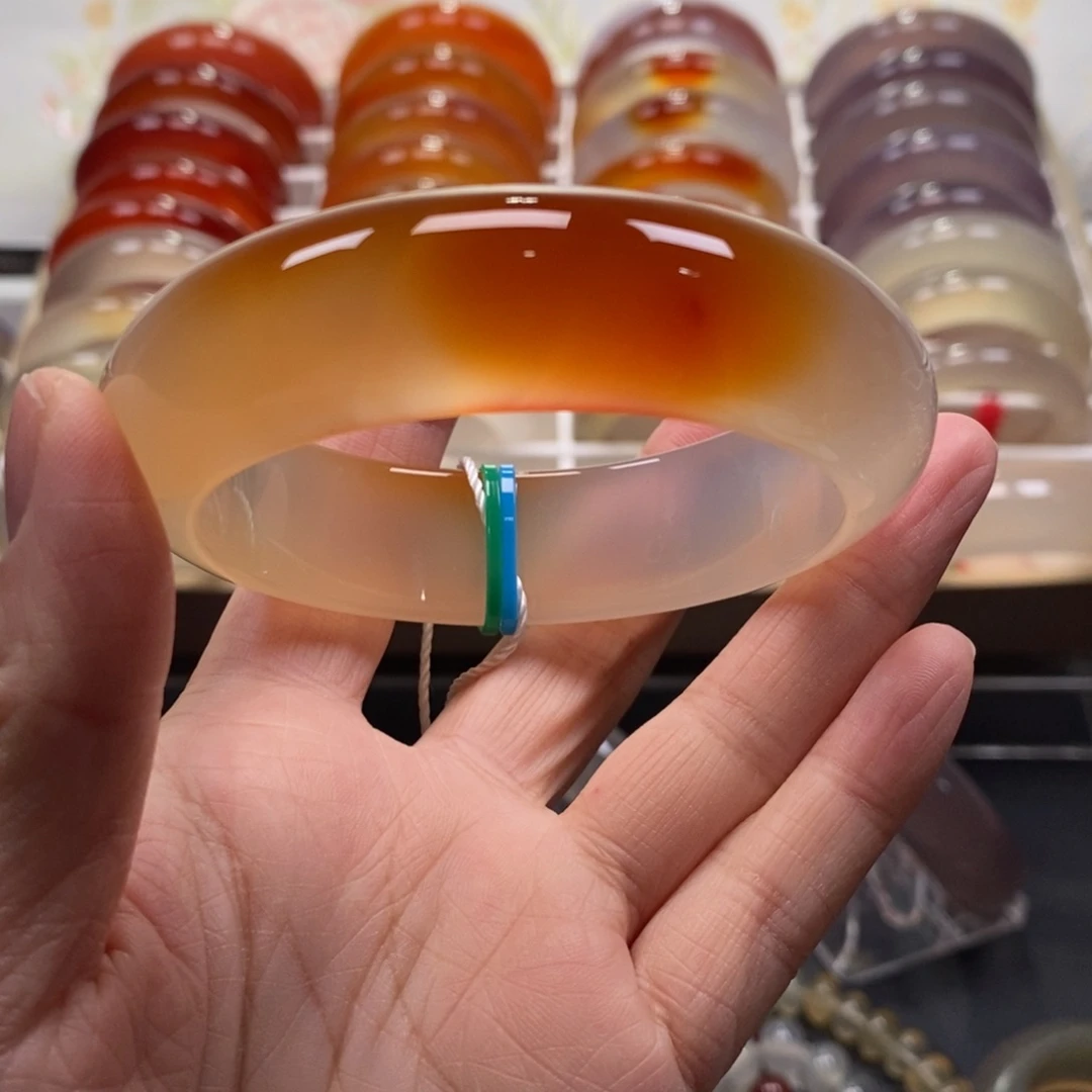 玛瑙/玉髓未镶嵌手镯