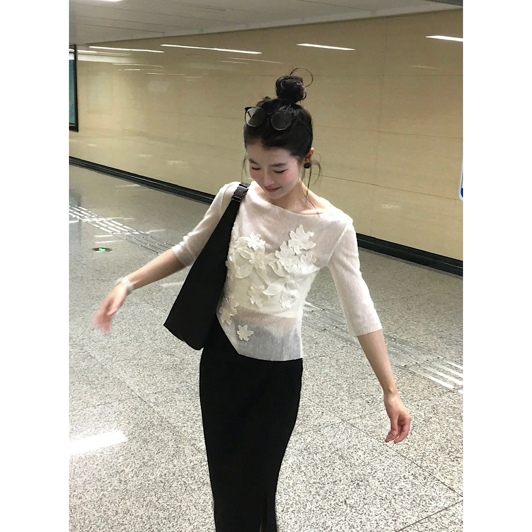 夏日全新法式潮流设计感立体网纱半袖透视圆领轻薄款女T恤2025