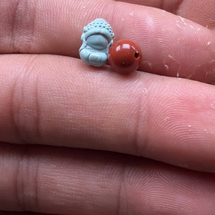 武***楠南红玛瑙未镶嵌珠宝半成品