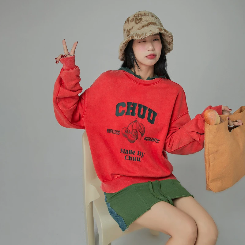 4303【金拐子专属】CHUU宽松上衣女小樱桃字母印花长袖卫衣-F