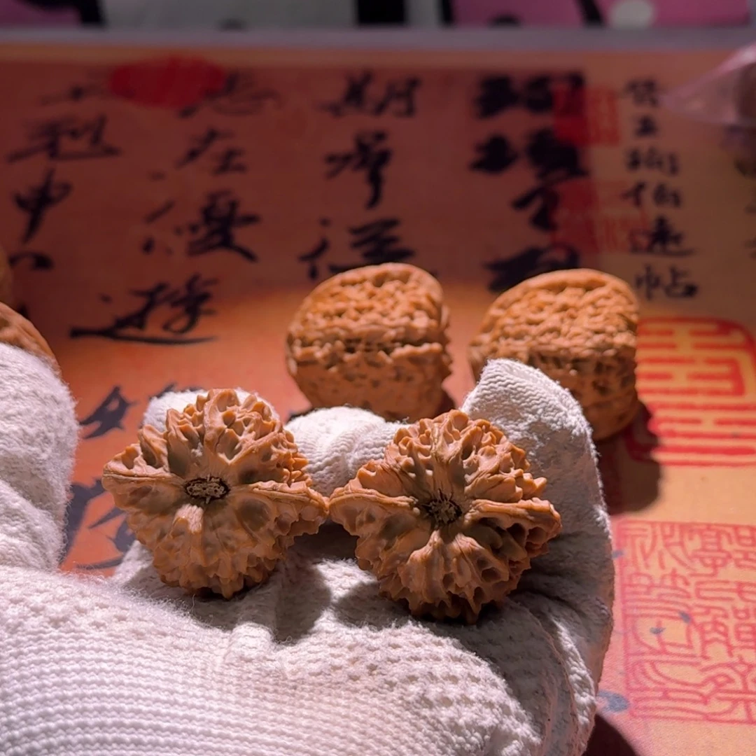 ****窝吊坠文玩核桃40龙门涧