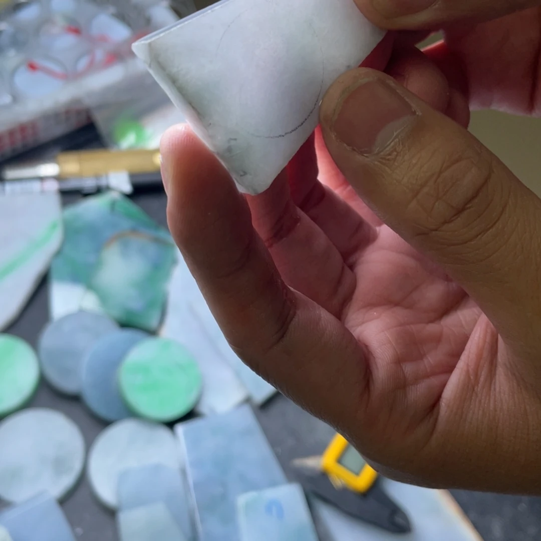 未镶嵌定制翡翠