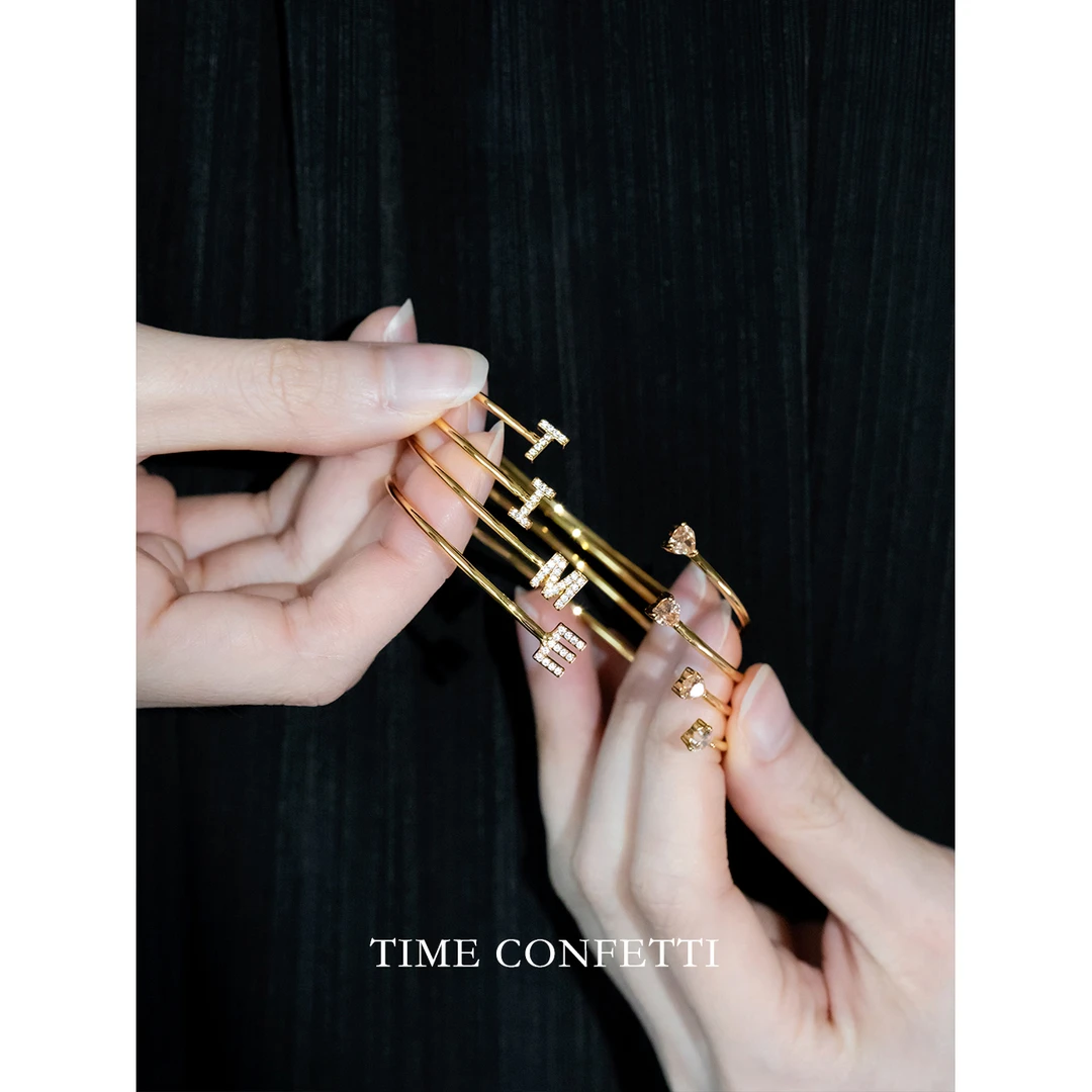 黄铜手镯 镀K金【孙二娘】time-字母法式简约气质开口手镯TC 10504