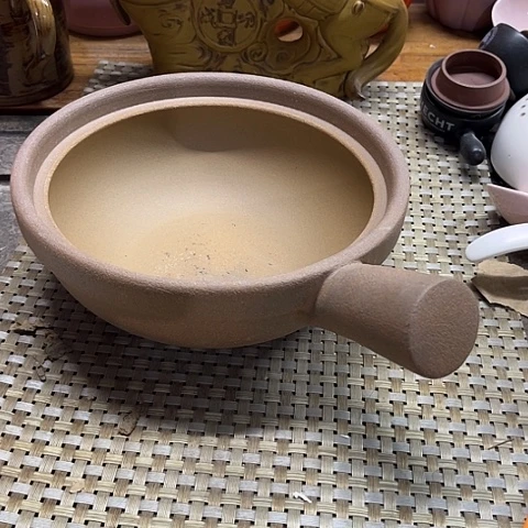 微瑕，明火，口径21高7无盖，