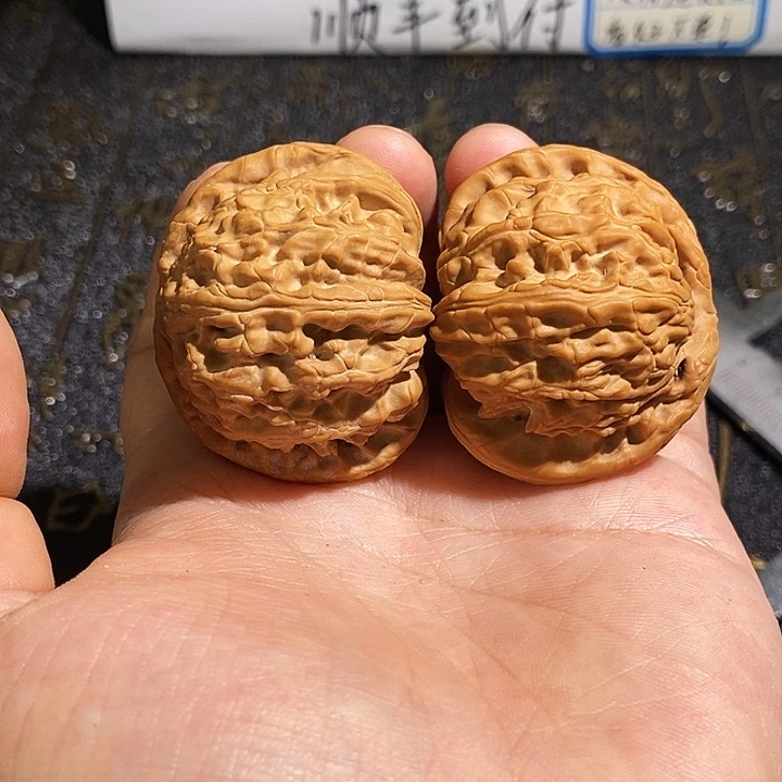 核桃手串/手链打***，42全品无修球白