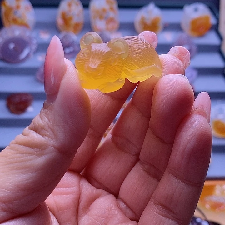 玛瑙/玉髓颈饰未镶嵌