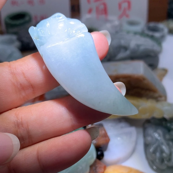 翡翠未镶嵌颈饰保真天然A货翡翠