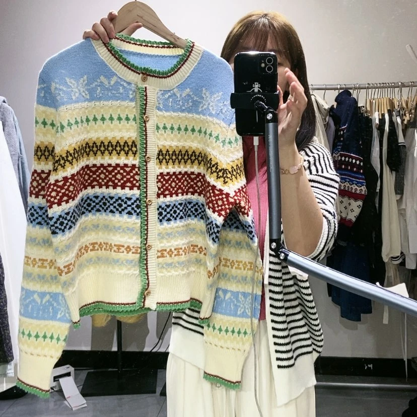 【闪购商品】提花开衫