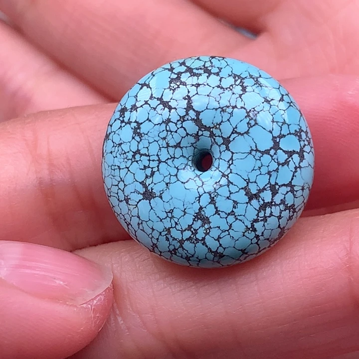 绿松石颈饰未镶嵌