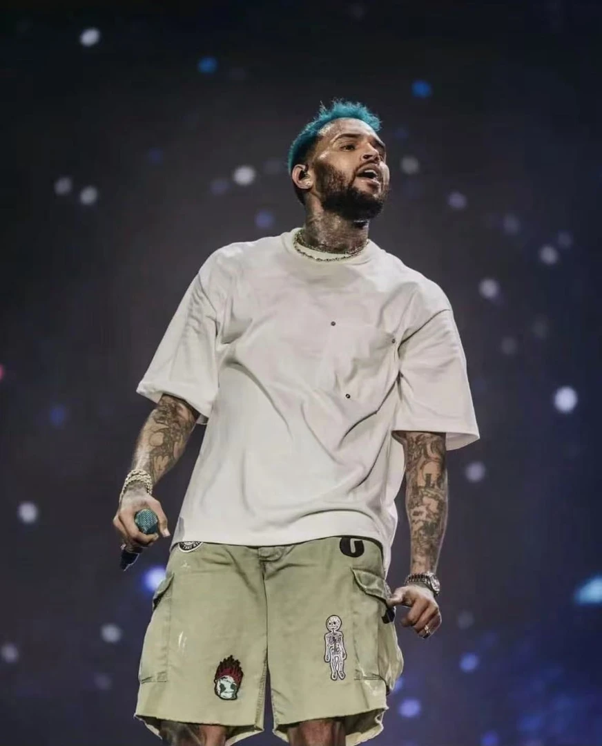 编号链接06.04号 男士长袖宽松纯色长袖 休闲百搭情侣简约 圆领