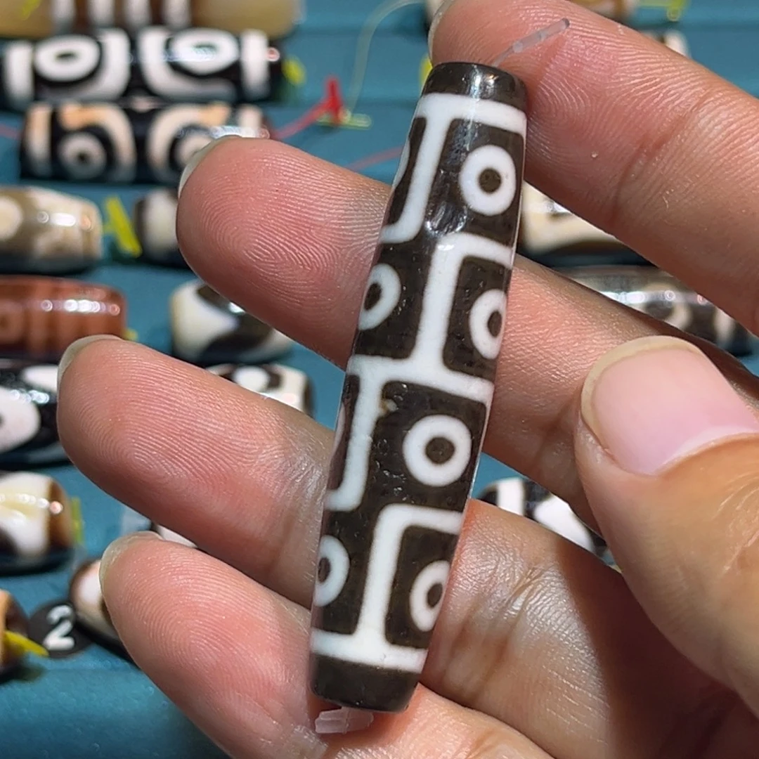 玖***梦玛瑙/玉髓未镶嵌颈饰