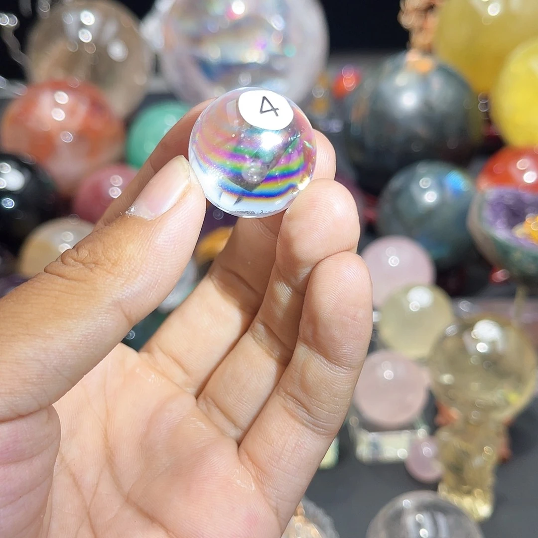 水晶水晶微瑕2.46未镶嵌水晶全****成