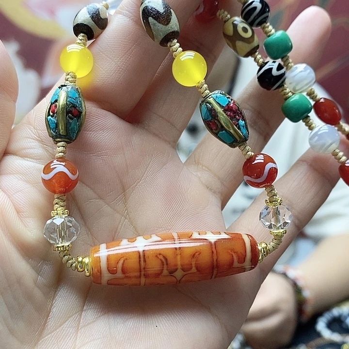 玛瑙/玉髓颈饰合金