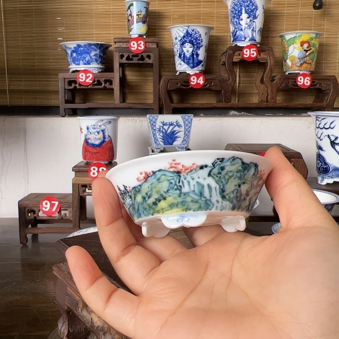 植***趣墨奈手绘陶瓷花盆