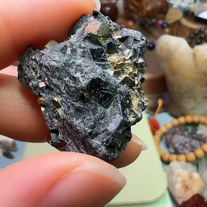 昂***珠宝半成品未镶嵌水晶
