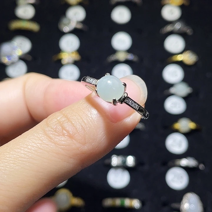 翡翠未镶嵌戒指戒指