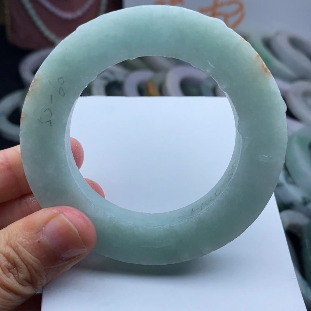定制翡翠圆条未镶嵌