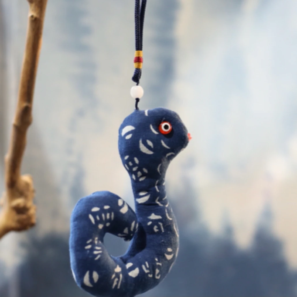 独上蘭珊蓝染蛇年吉祥物公仔可爱生肖蛇娃娃礼物