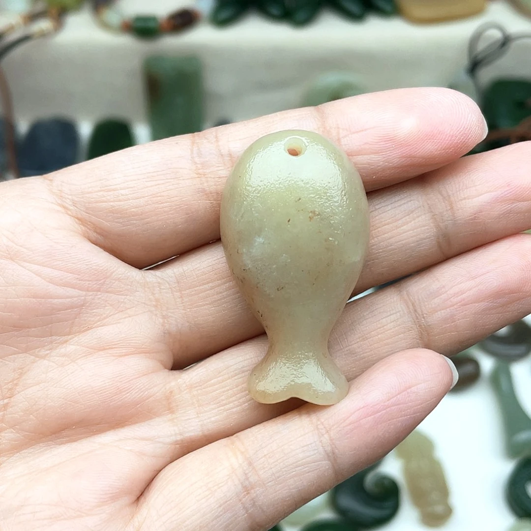 颈饰未镶嵌和田玉