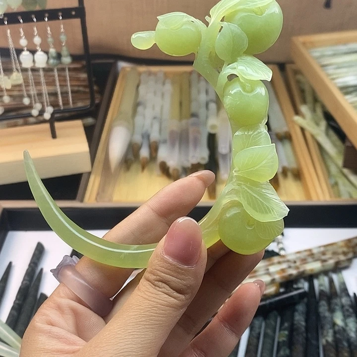 蛇纹石玉未镶嵌发饰ღ***包