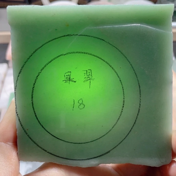 石英质玉未镶嵌手镯定制