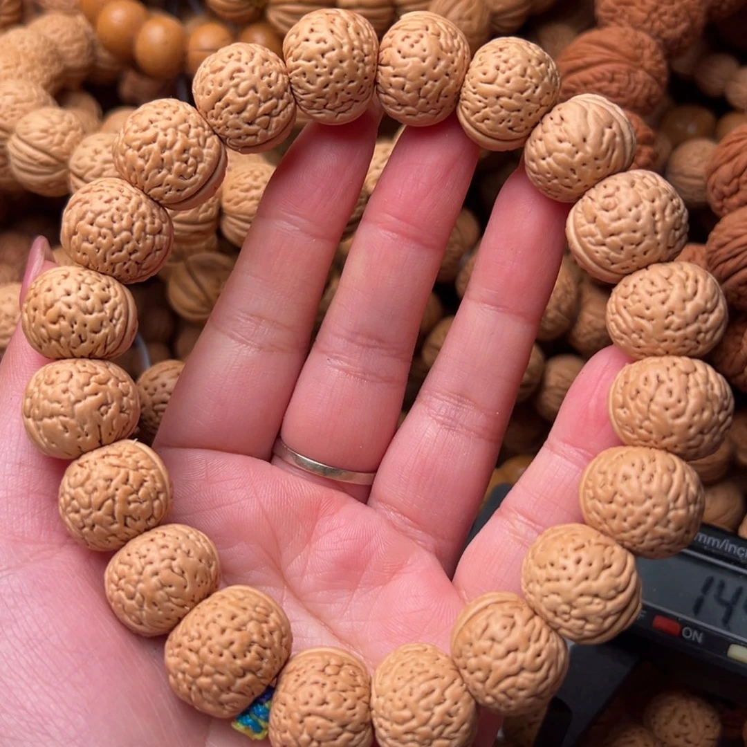 17尺寸苹果圆桃核