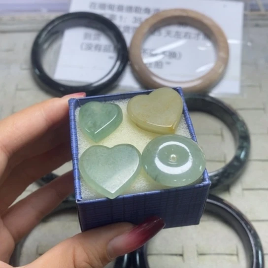 定制翡翠未镶嵌包包料