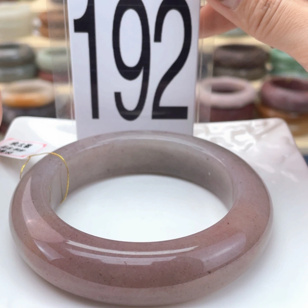 【闪购商品】石英质玉手镯未镶嵌