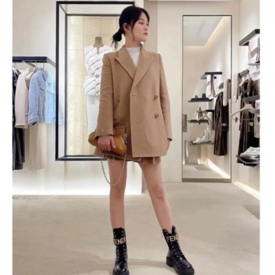 99新 FENDI/芬迪 pd36/秋冬焦糖色西装外套 38码 粘胶纤维