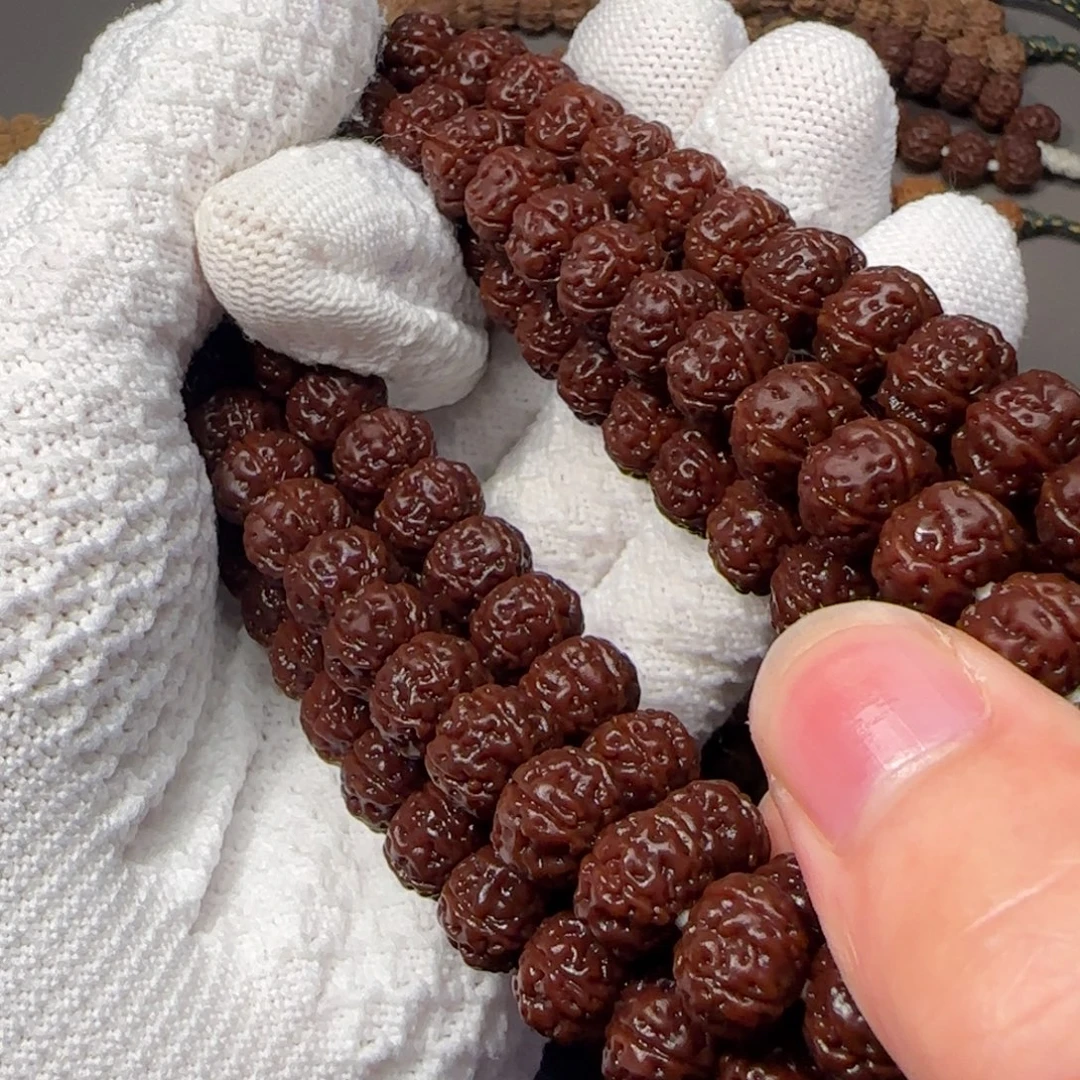 我***刑吊坠金刚菩提极品勿里达老树王108