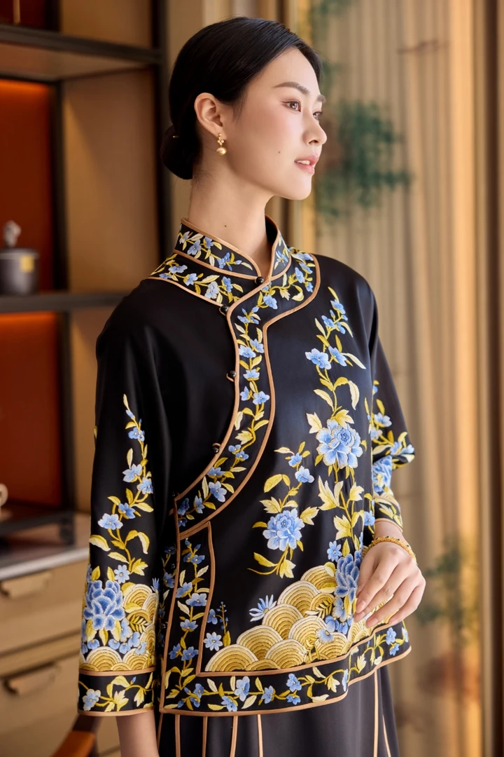 娇古绣梦轩纯手工刺绣圆领斜襟花月遥新款上新