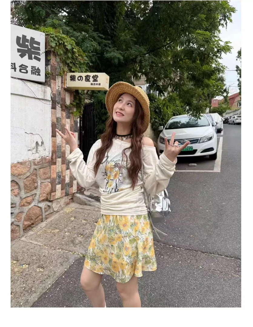 夏季慵懒韩版休闲显瘦百搭轻薄长袖卡通一字肩白色防晒罩衫印花