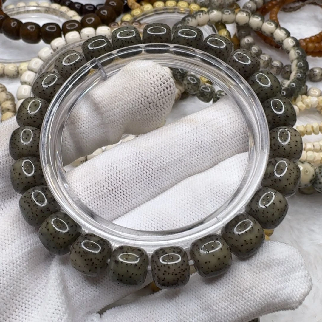 星月菩提吊坠M***A10星点