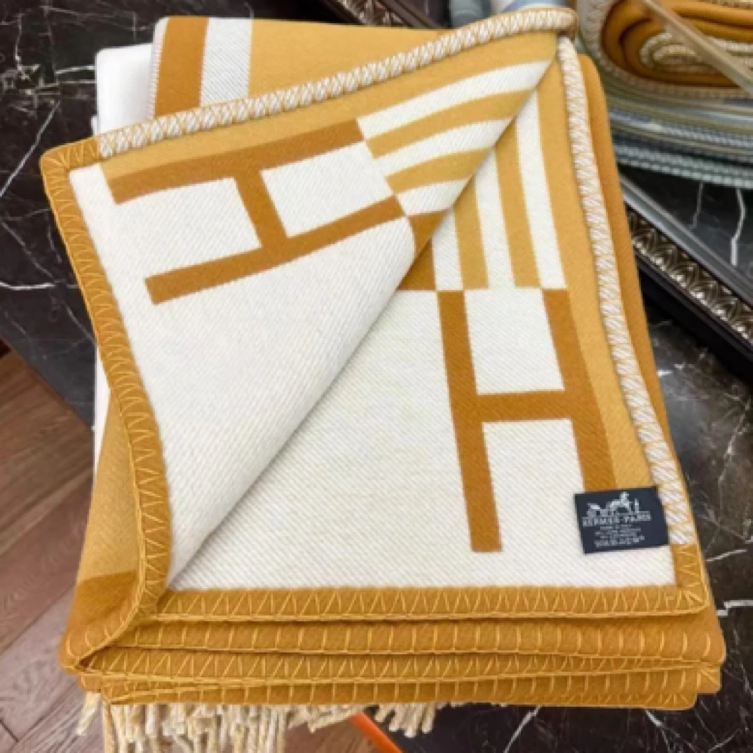 99新 Hermes/爱马仕 黄色马毛毯1.9m*1.5m