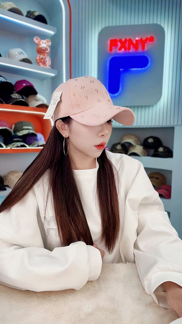 XF-719新款烫钻字母潮牌棒球帽男女通用时尚百搭遮阳硬顶棒球帽