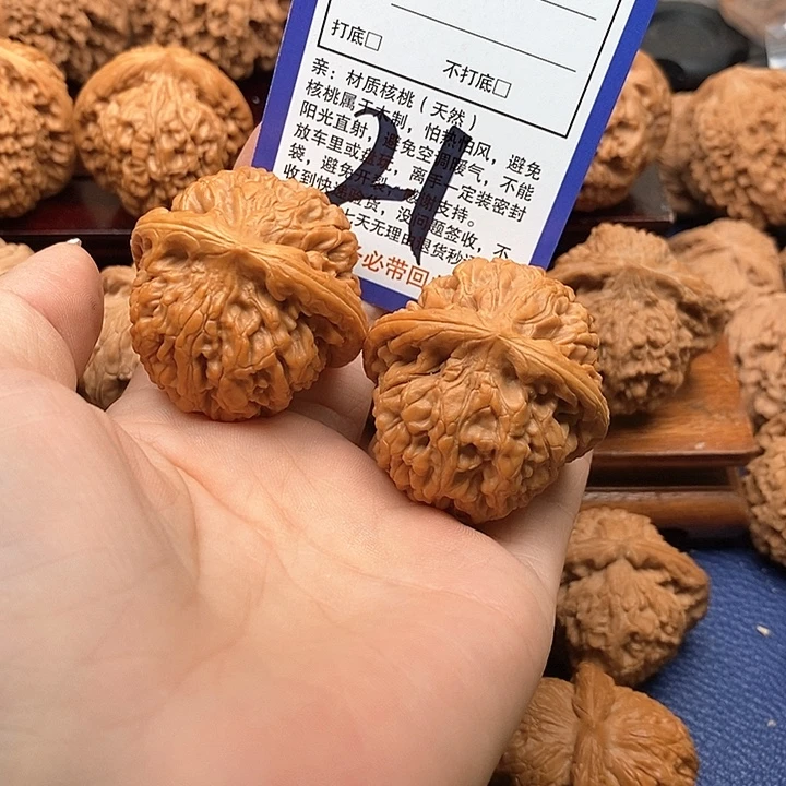 桃核吊坠莲花40尺1111
