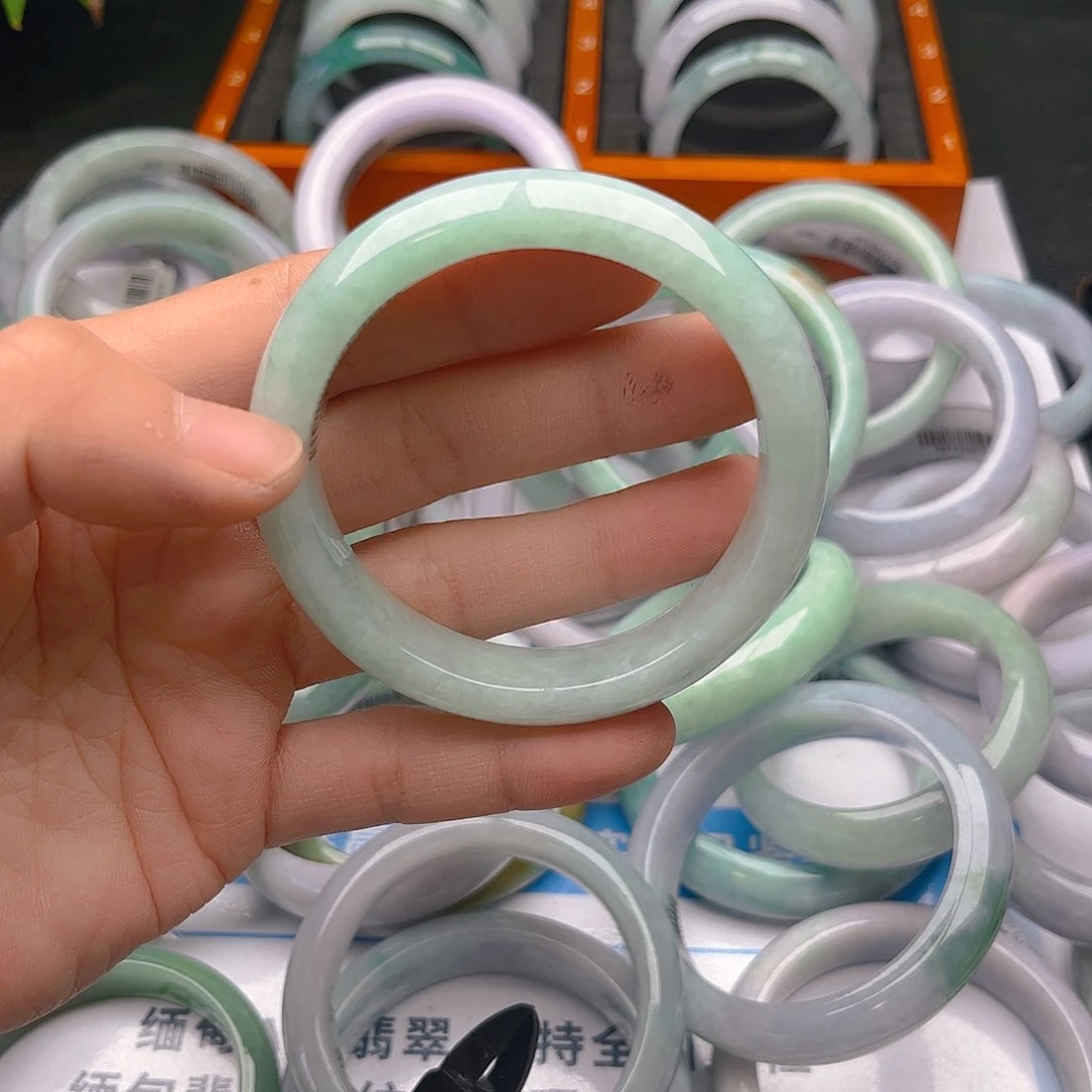 未镶嵌手镯翡翠5758. X6. 83