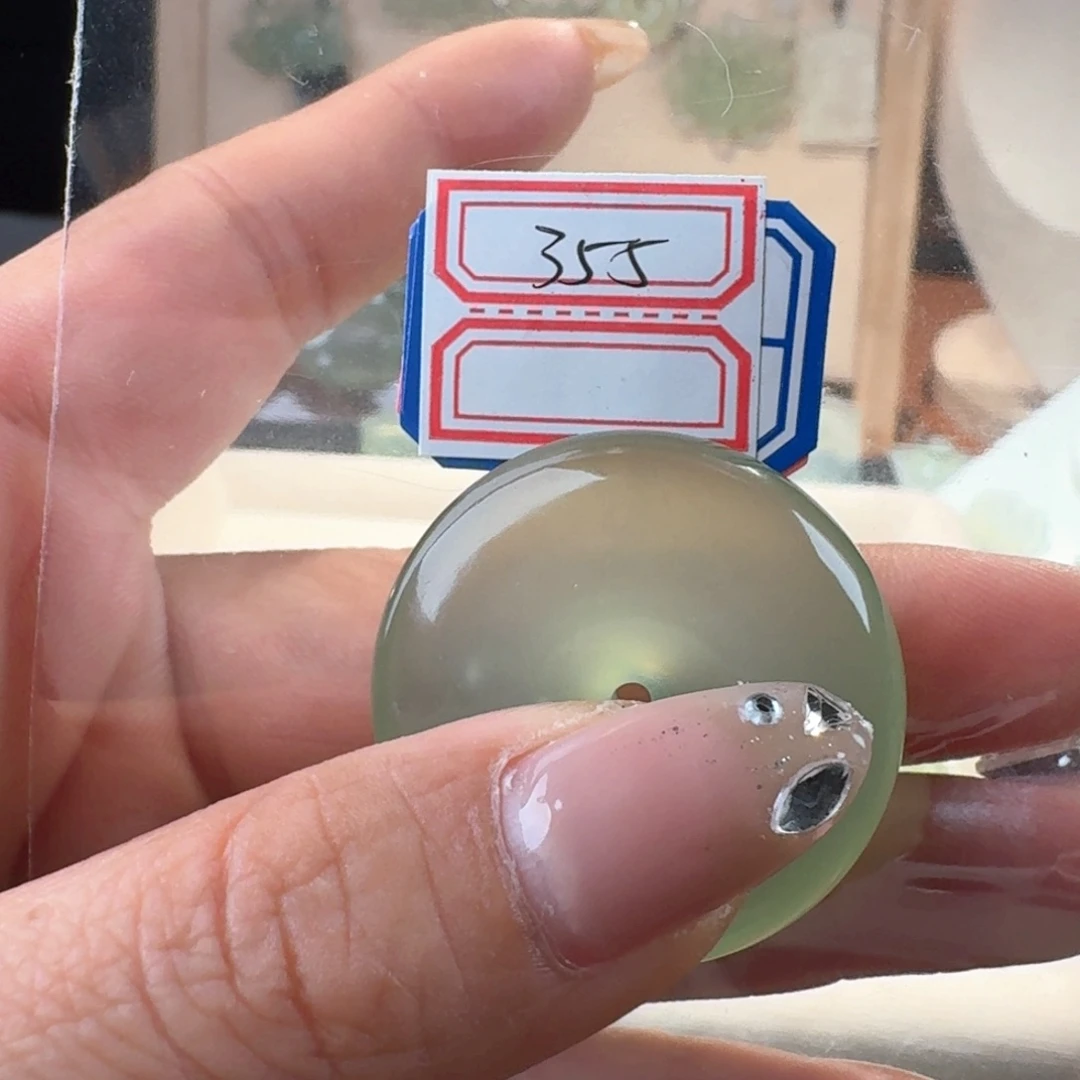 岫玉未镶嵌颈饰精美礼品