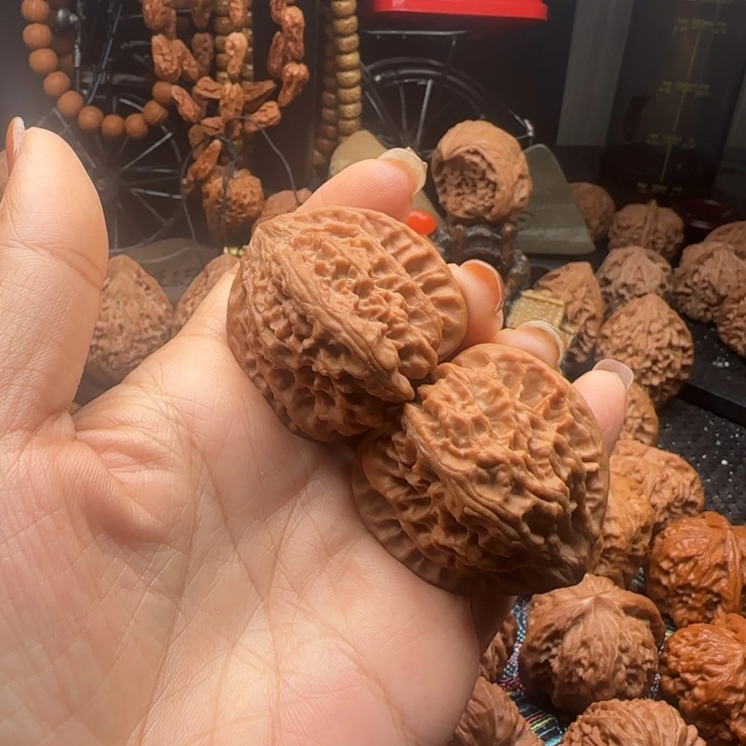文玩核桃把件全品火焰马蹄40