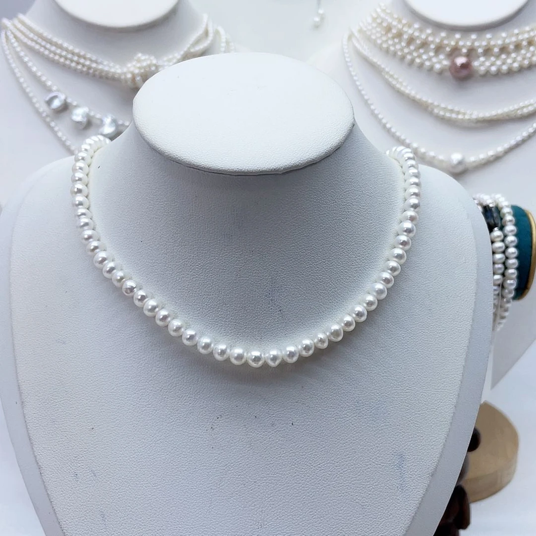 颈饰银S925镶嵌淡水珍珠