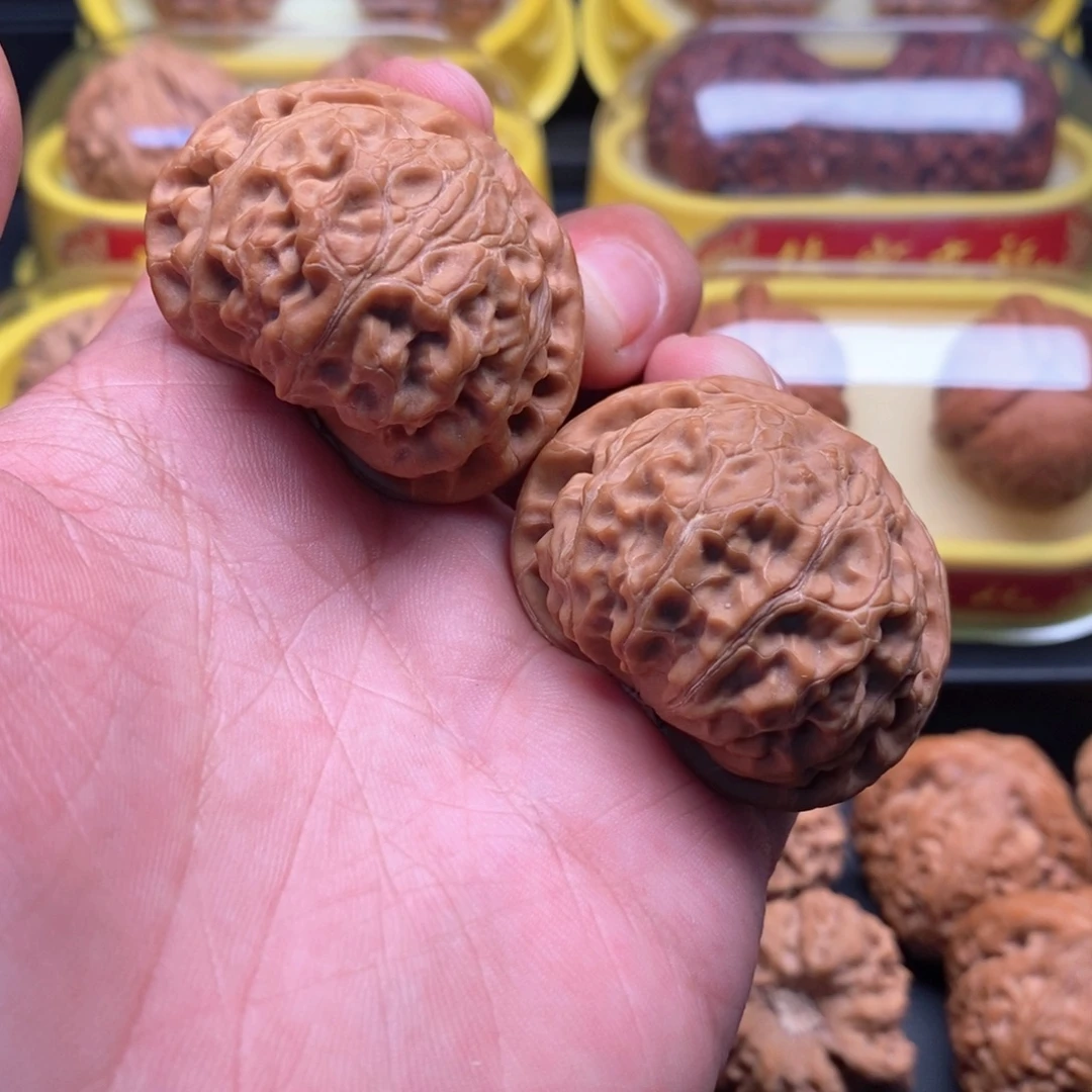 宫灯狮子头 盘刷后不退不换