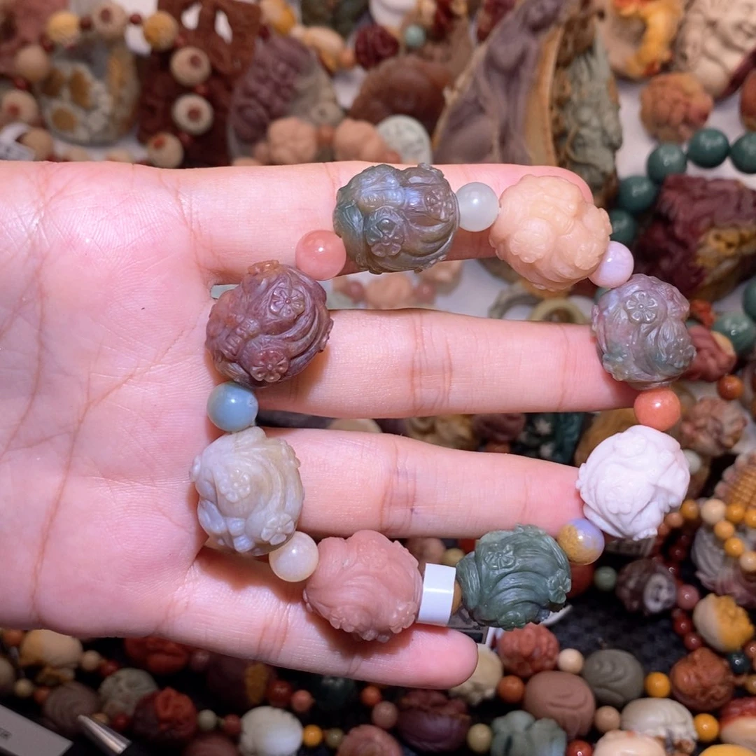 石英质玉（阿拉善玉）手串未镶嵌