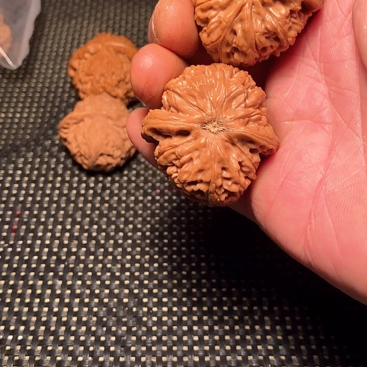 文玩核桃吊坠你****生水龙纹