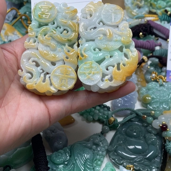 翡翠挂件未镶嵌繁**锦翡翠玉缘吊坠挂件