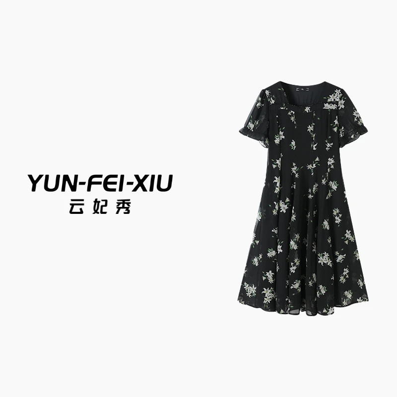 云妃秀大码女装连衣裙印花时尚休闲宽松显瘦遮肉胖妹妹夏季8952