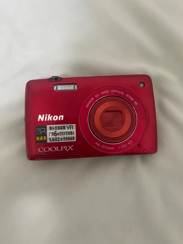9新 Nikon/尼康 s4300红色1600w像素ccd数码相机（屏微黄）
