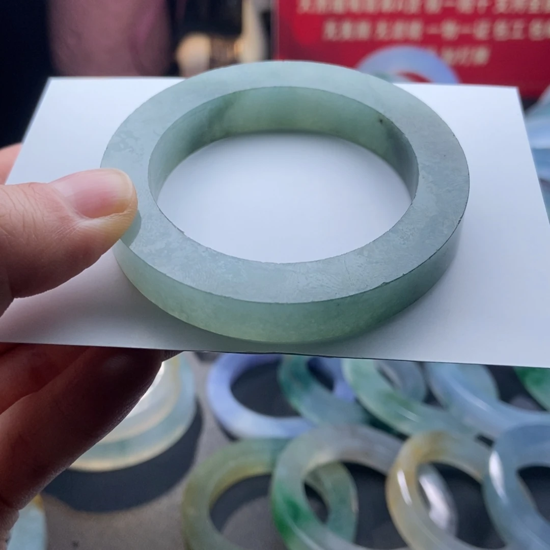 翡翠未镶嵌手镯翡翠手镯