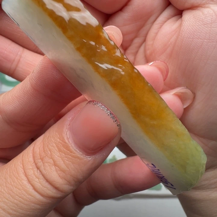 定制翡翠未镶嵌包工