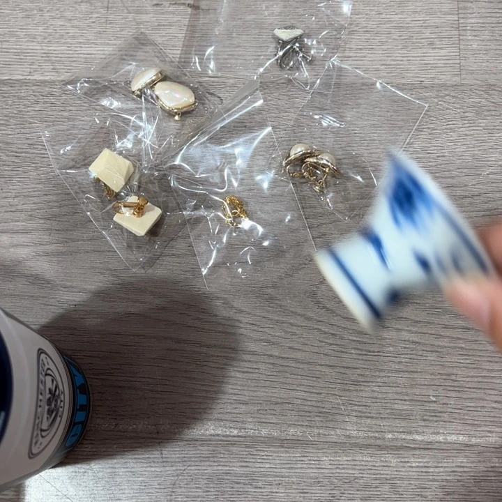 L****g新亿阁杂项无售后